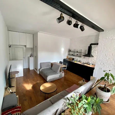 Studio Apartment/city Center Apartamento